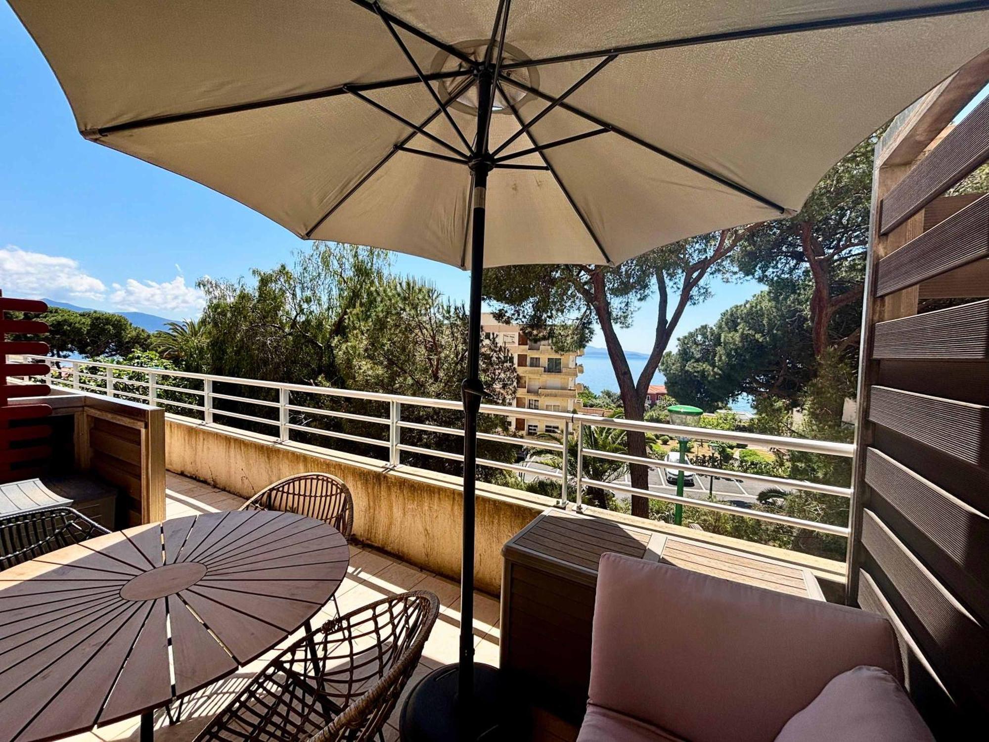 Casamea - Vue Mer, Terrasse, 5 Min Plage, Clim Ajaccio (Corsica)